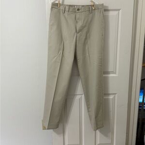 Dockers Tan Chinos Classic Tailored Fit